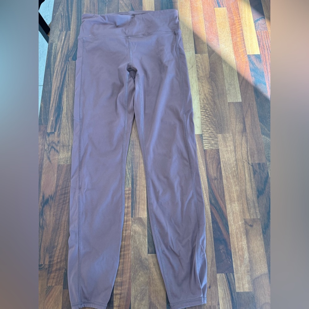 NWOT Vuori Stride Legging Chestnut Size S High Rise Pockets Performance